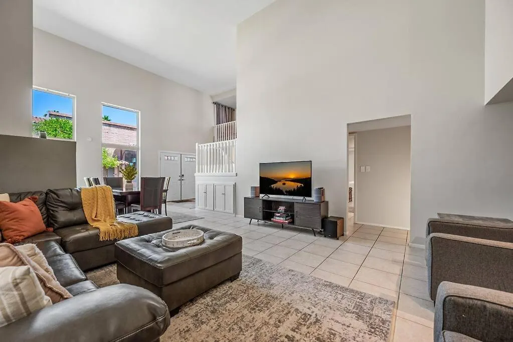 스코 츠 데일 Casa Camelback Only 10Min Walk To Oldtown W Pool, Patio, Smoker, Ping Pong Table 빌라 미국