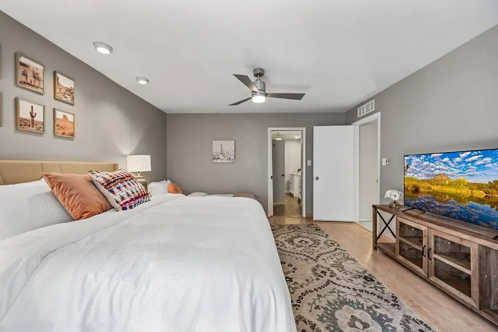 펜션 스코 츠 데일 Casa Camelback Only 10Min Walk To Oldtown W Pool, Patio, Smoker, Ping Pong Table 빌라 미국